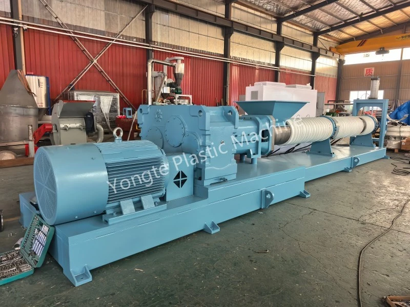 Yongte、アフリカの顧客向けカスタムプラスチックリサイクル二軸押出機の工場受け入れテストを完了