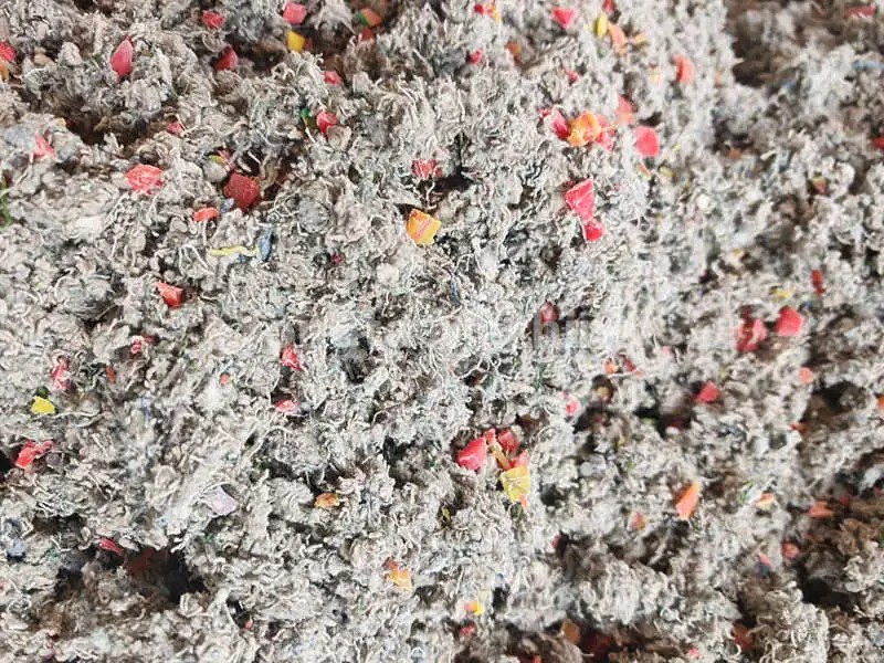 中国木材プラスチック機器 - WPC デッキへの繊維リサイクル ソリューション