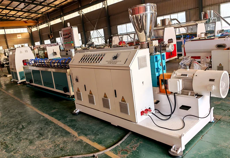 ゴム浸漬ホース製造機